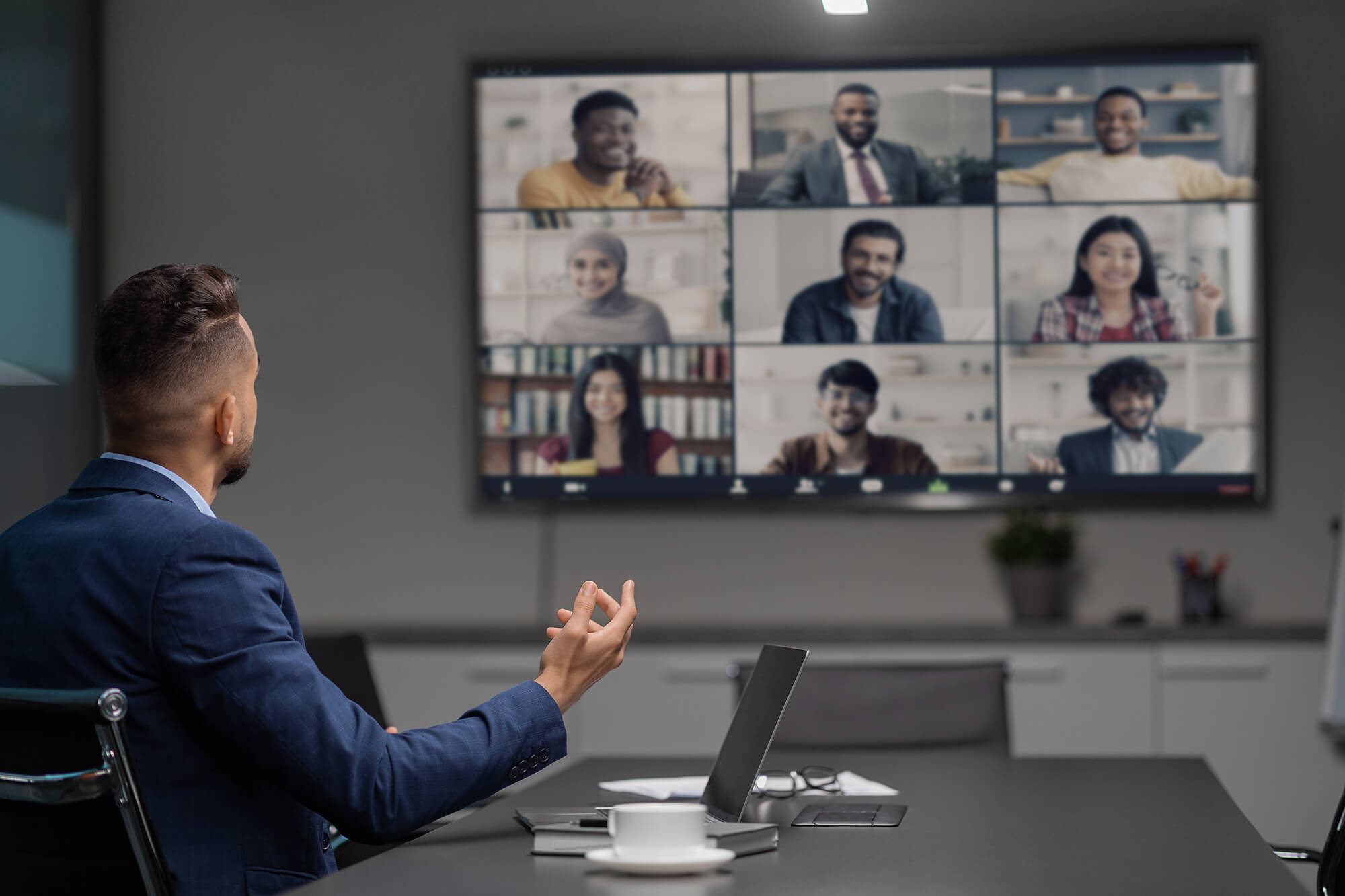 Videoconferenza aziendale: come migliora la comunicazione nelle imprese moderne